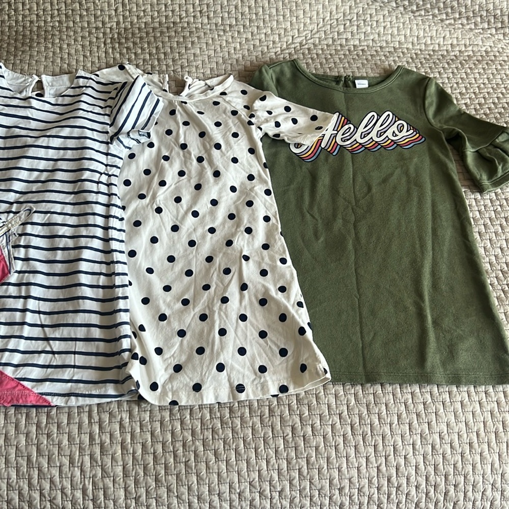 Girl’s set of 3 short sleeve dresses. Size 4T